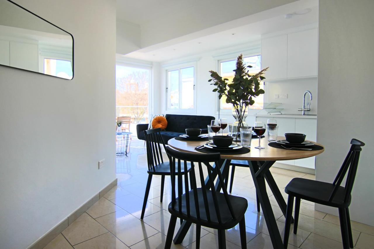 Phaedrus Living: Seaside Modern Flat Lighthouse 63 Paphos Exterior foto